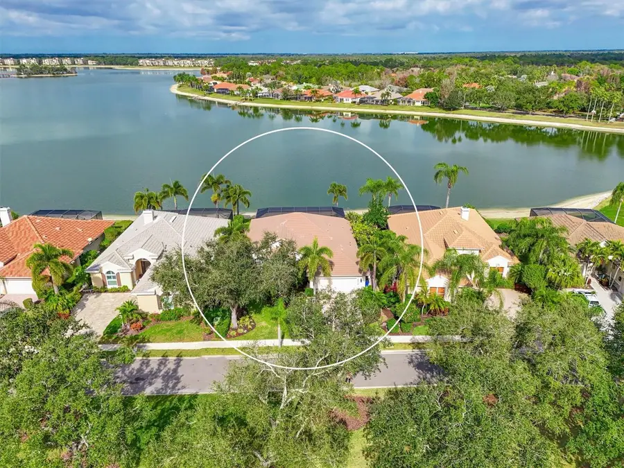 6619 Waters Edge Way, Lakewood Ranch, FL 34202 - Image #3