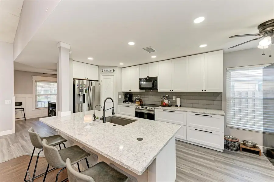 11809 Shrewsbury Lane, Parrish, FL 34219 - Image #3