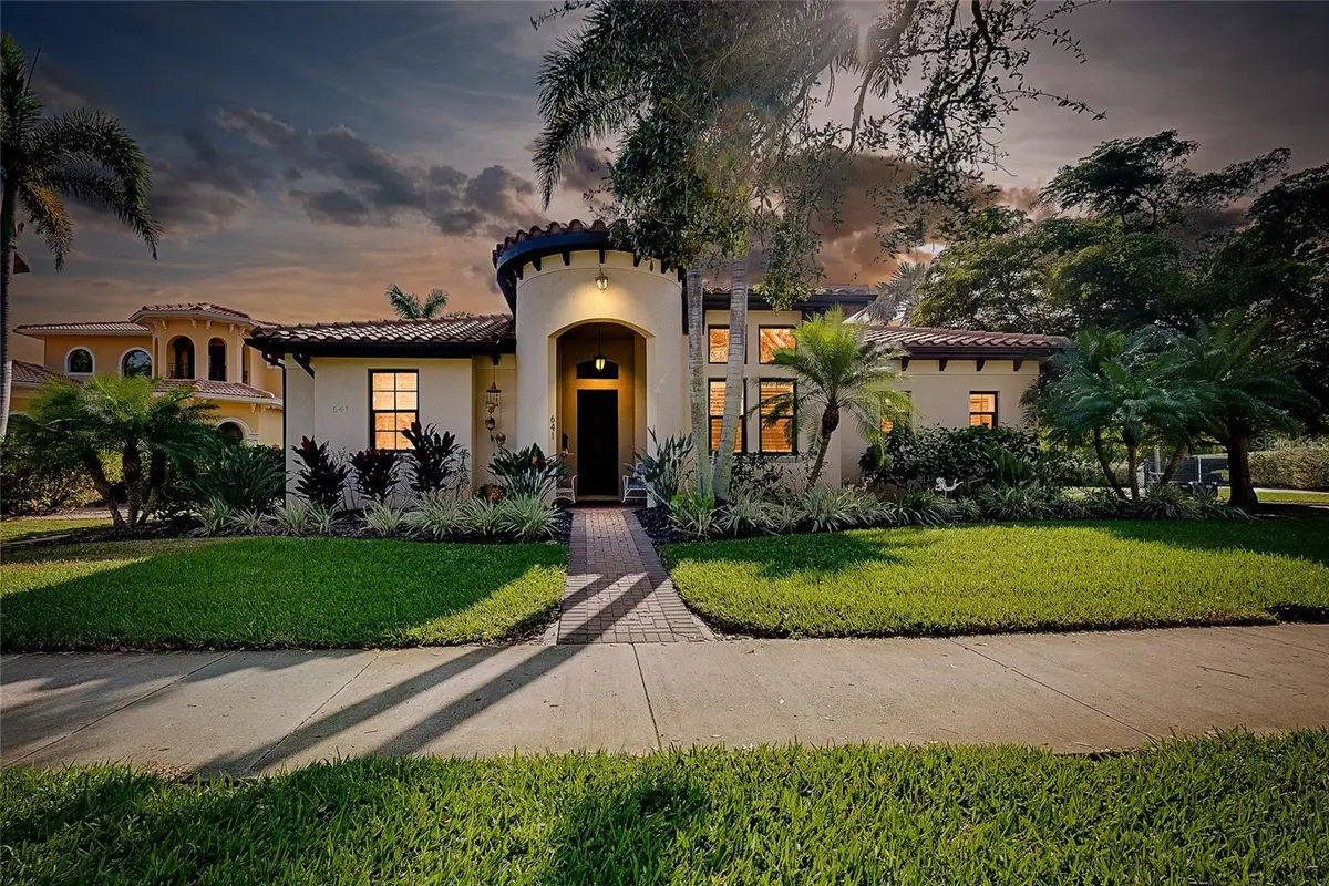 641 W Venice Avenue, Venice, FL 34285 - Image #1