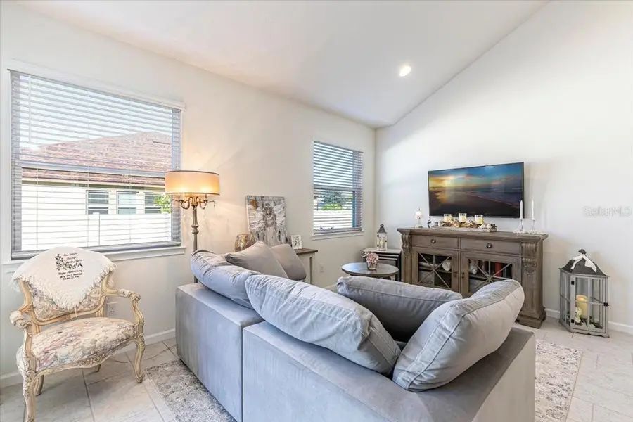 11535 Rolling Green Drive, Bradenton, FL 34211 - Image #3