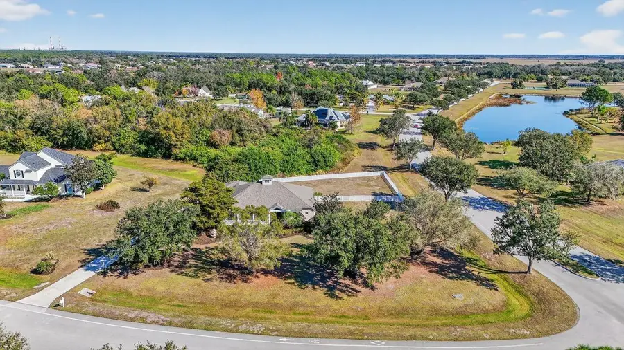 17312 Howling Wolf Run, Parrish, FL 34219 - Image #2