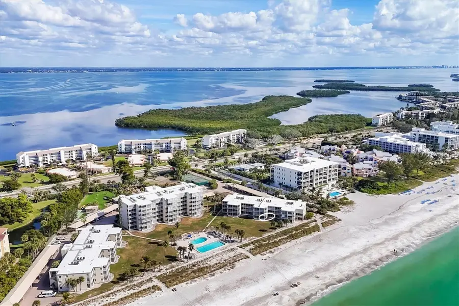 4805 Gulf Of Mexico Drive #103, Longboat Key, FL 34228 - Image #2
