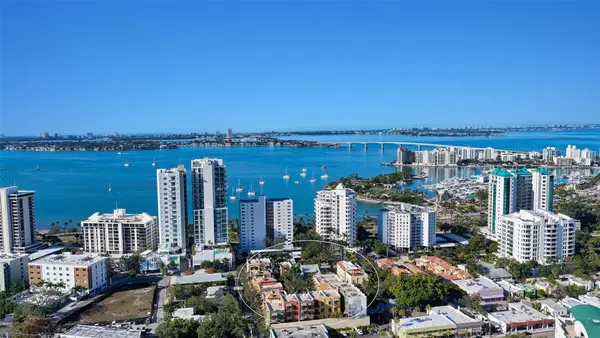 1513 Oak Street #18, SARASOTA, FL 34236