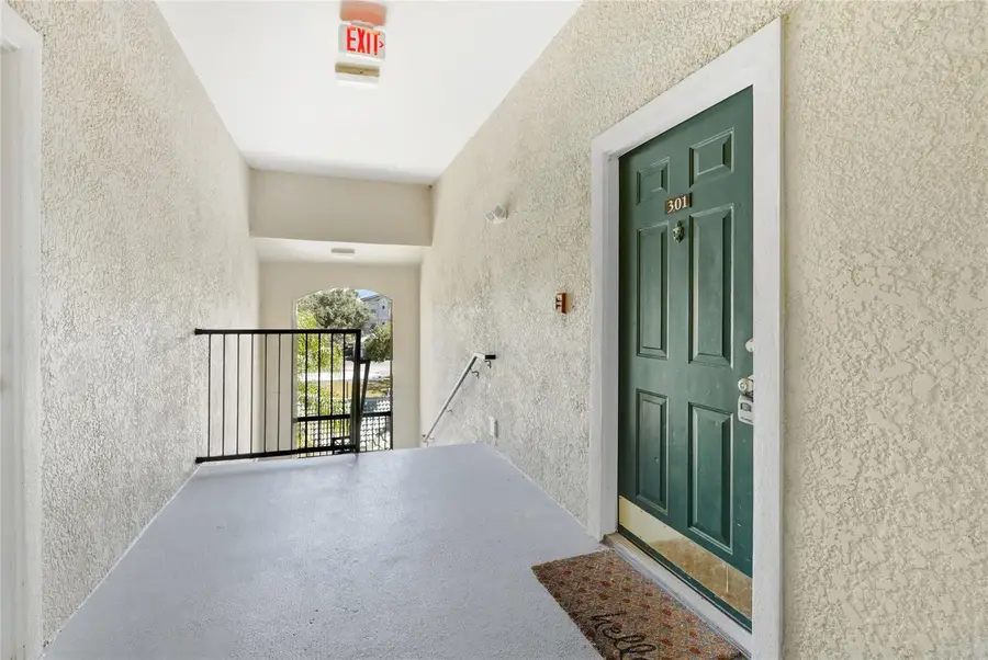 5110 Northridge Road #301, Sarasota, FL 34238 - Image #3