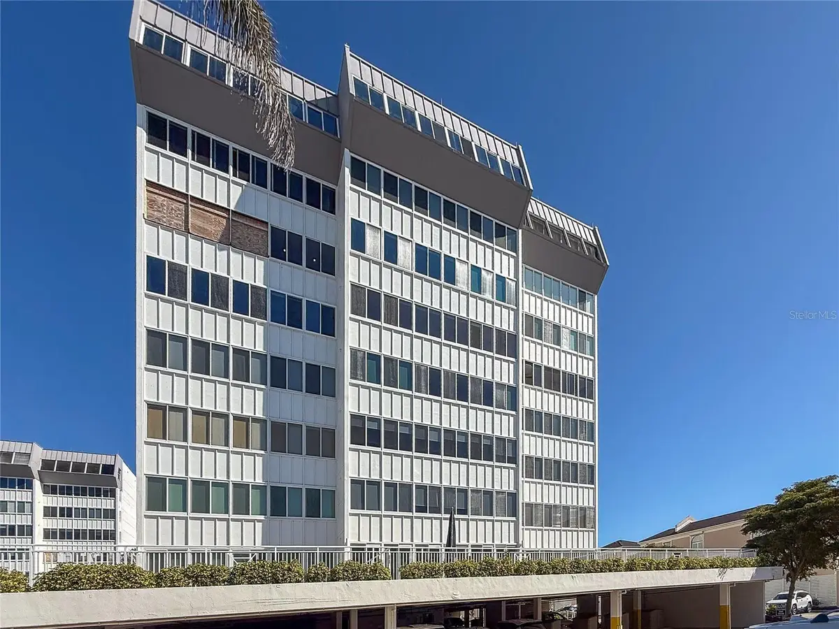 1055 W Peppertree Drive #102AA, Sarasota, FL 34242 - Image #1