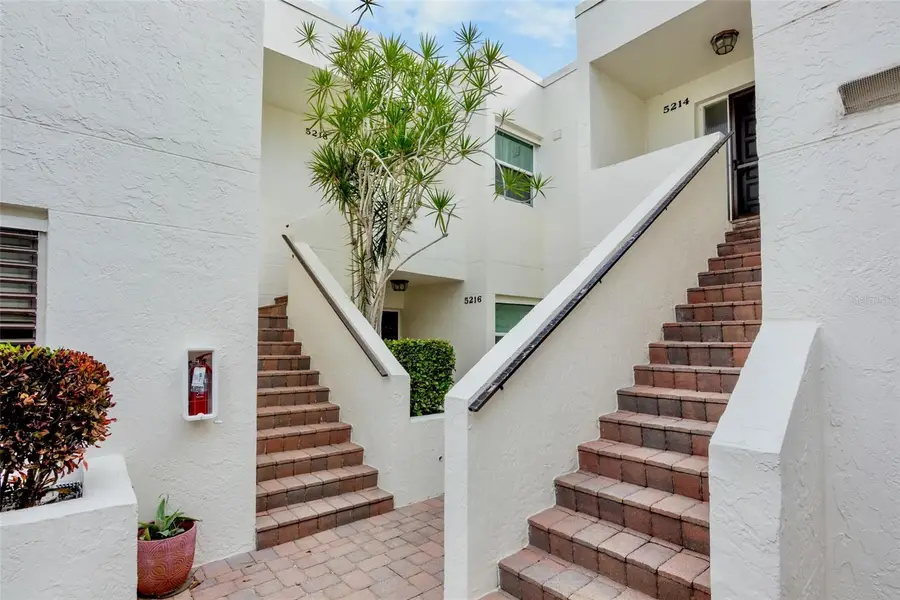 5218 Marsh Field Lane #108, Sarasota, FL 34235 - Image #2