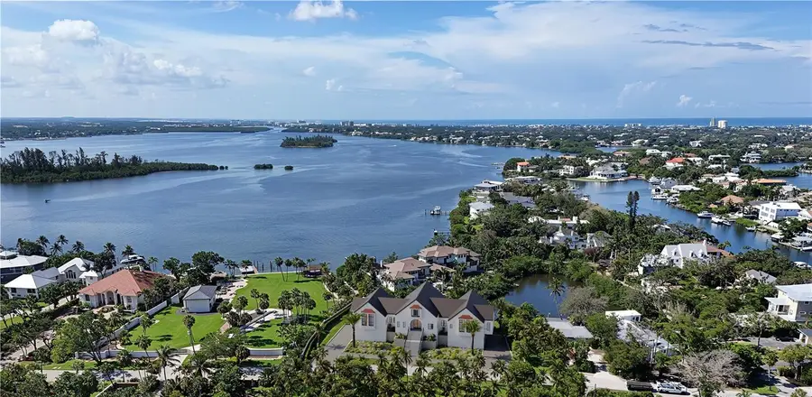 530 Freeling Drive, Sarasota, FL 34242 - Image #3