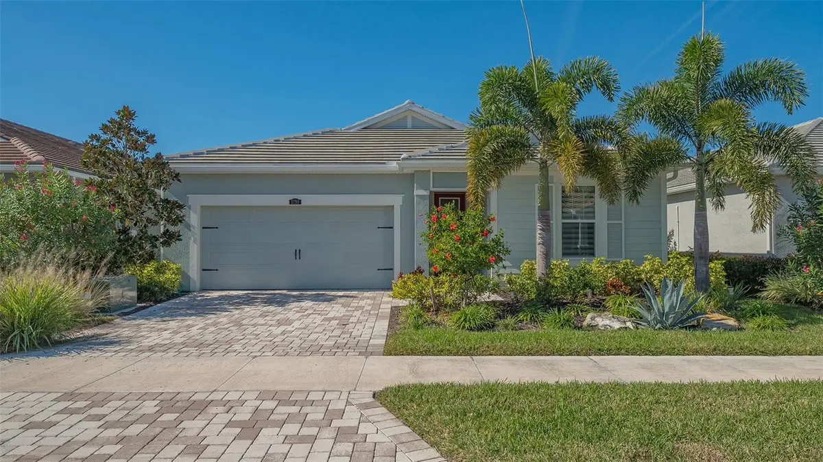 5790 Long Shore Loop, Sarasota, FL 34238 - Image #1