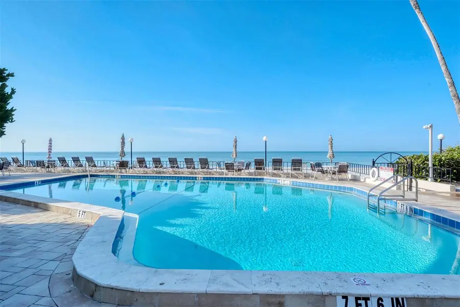 800 Benjamin Franklin Drive #202, Sarasota, FL 34236 - Image #2