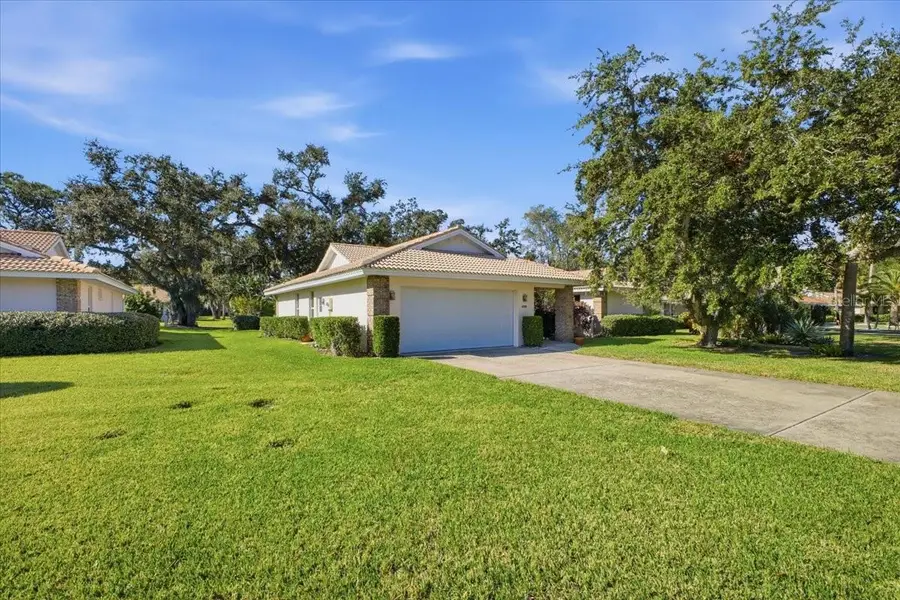 5518 Garden Lakes Oak, Bradenton, FL 34203 - Image #2
