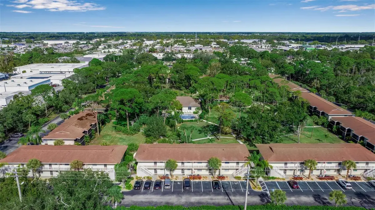 960 La Costa Circle #3, Sarasota, FL 34237 - Image #1