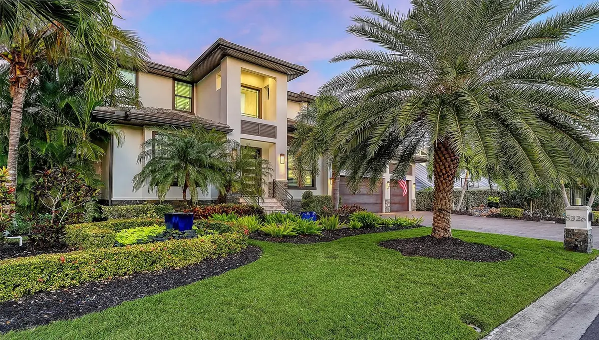 5326 Siesta Cove Drive, Sarasota, FL 34242 - Image #1