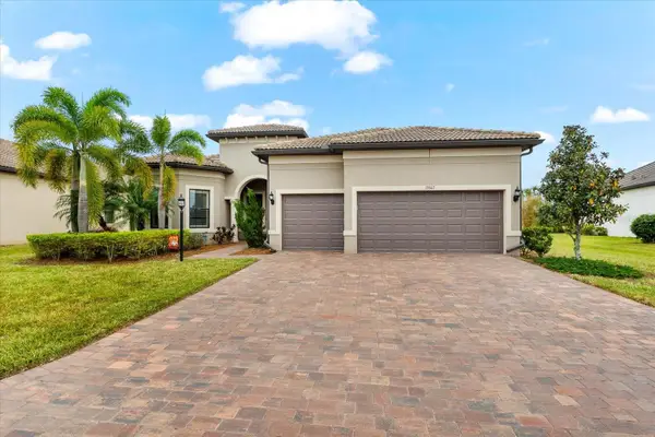 17802 Eastbrook Terrace, LAKEWOOD RANCH, FL 34202