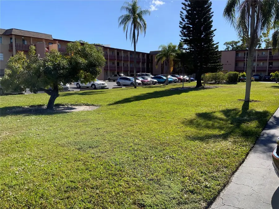 4216 Heron Way #B- 310, Bradenton, FL 34205 - Image #2