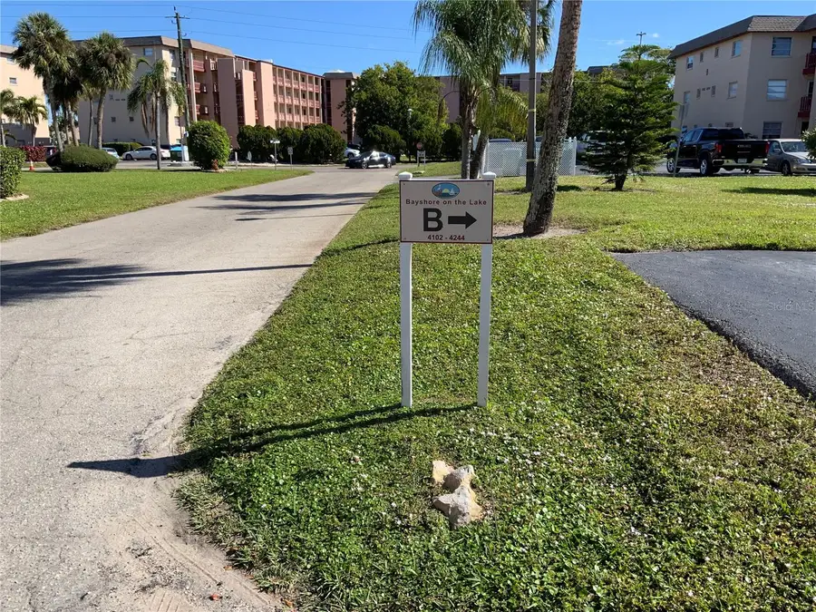 4216 Heron Way #B- 310, Bradenton, FL 34205 - Image #3