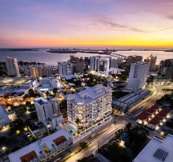 290 Cocoanut Avenue #1004, SARASOTA, FL 34236