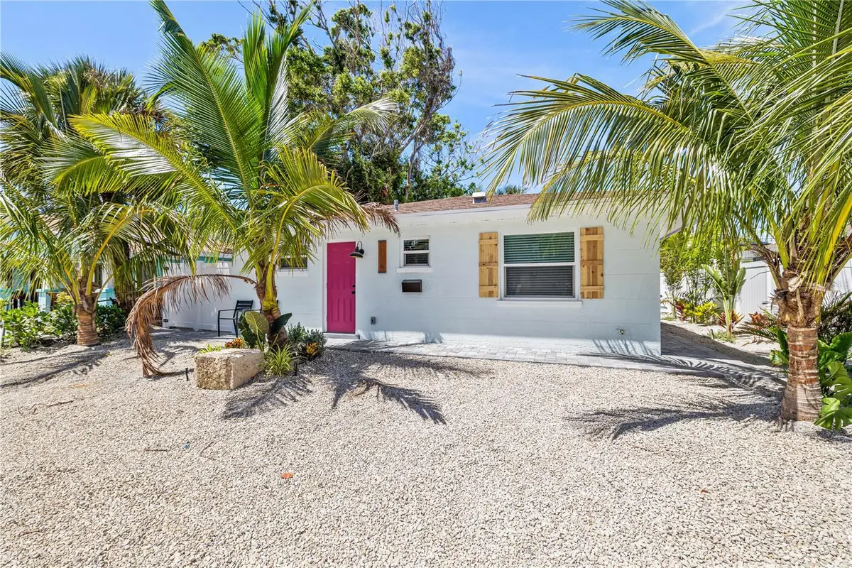 3014 Gulf Drive, Holmes Beach, FL 34217 - Image #1