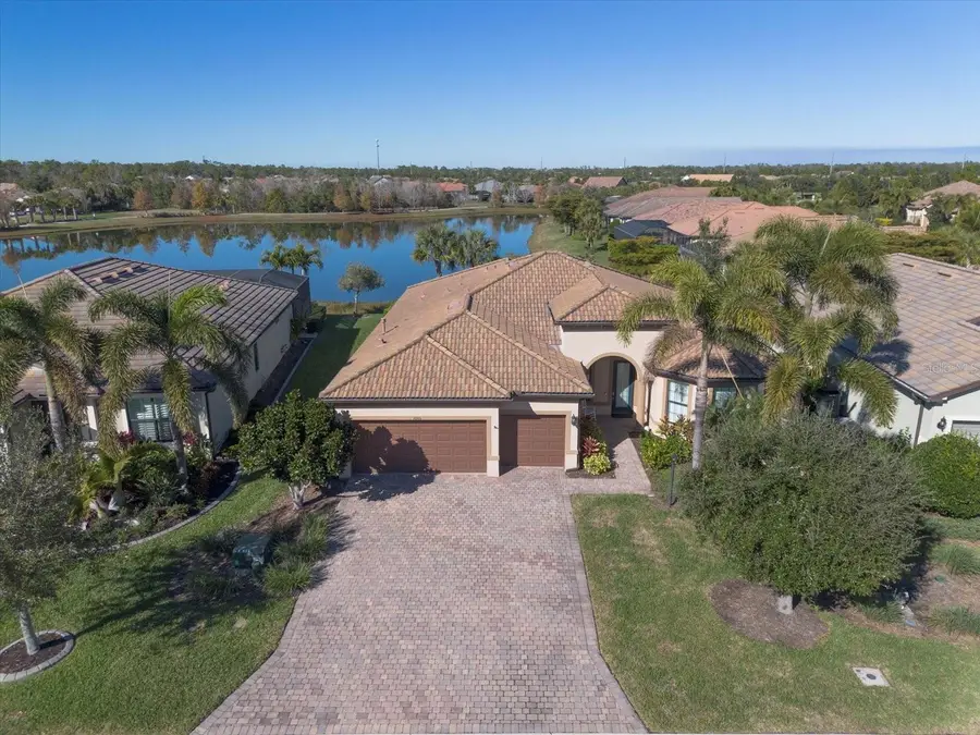 16915 Loudon Place, Bradenton, FL 34202 - Image #2