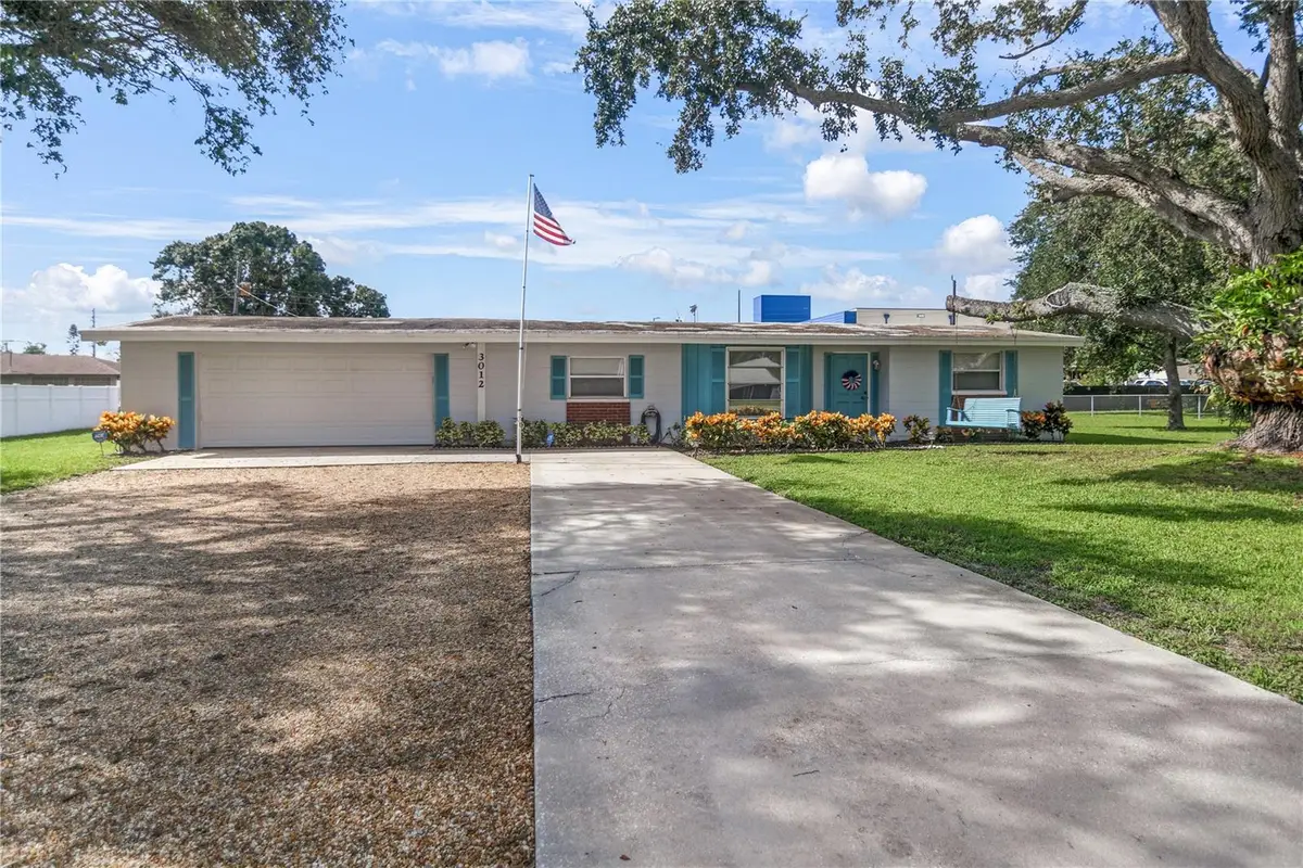 3012 52nd Avenue Drive W, Bradenton, FL 34207 - Image #1