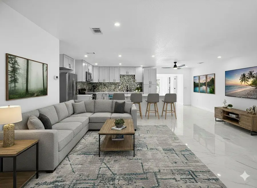 5010 Lahaina Drive, Sarasota, FL 34232 - Image #3