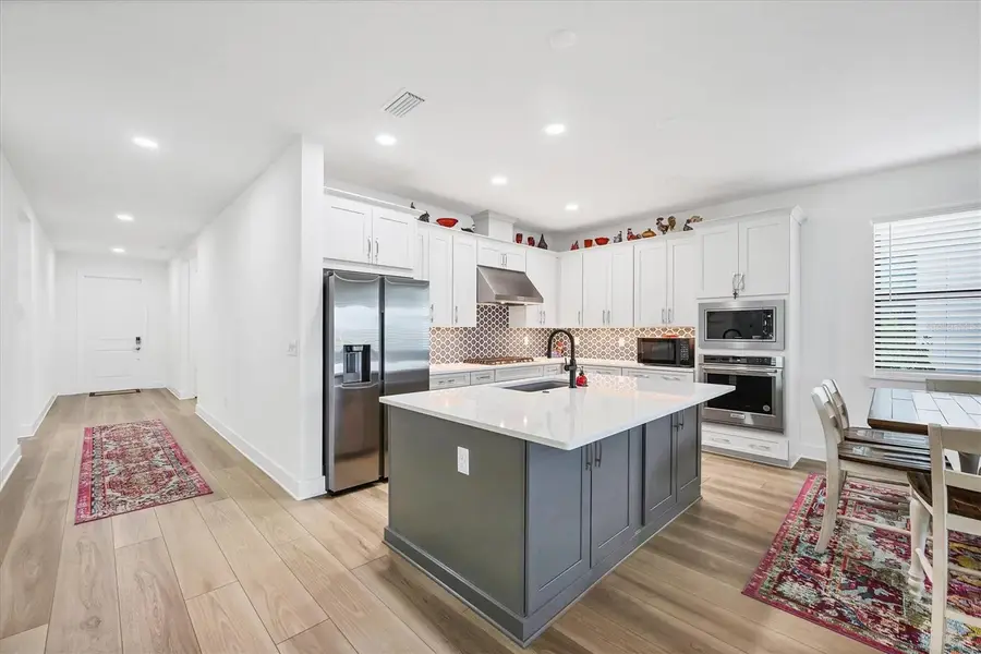 18500 Midsummer Place, Venice, FL 34293 - Image #2