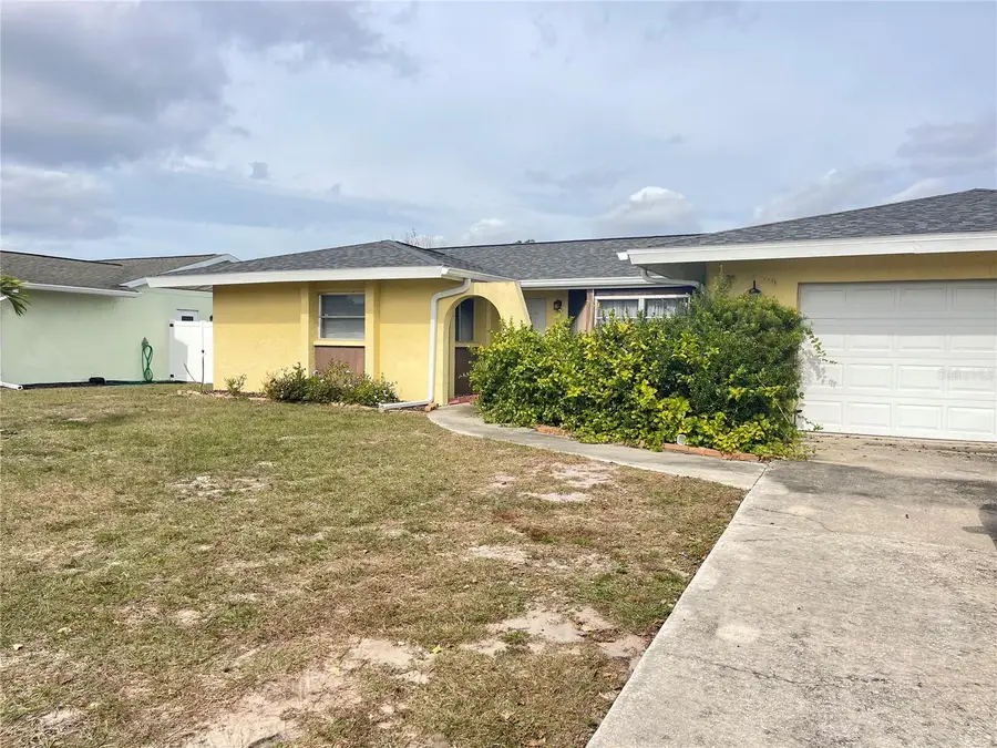 1115 Southern Pine Lane, Sarasota, FL 34243 - Image #3