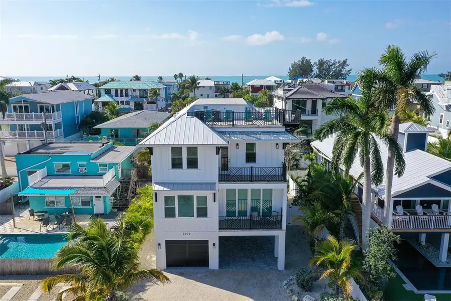 2206 Avenue A, Bradenton Beach, FL 34217 - Image #2