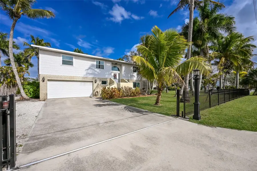 898 Bayshore Drive, Terra Ceia, FL 34250 - Image #3