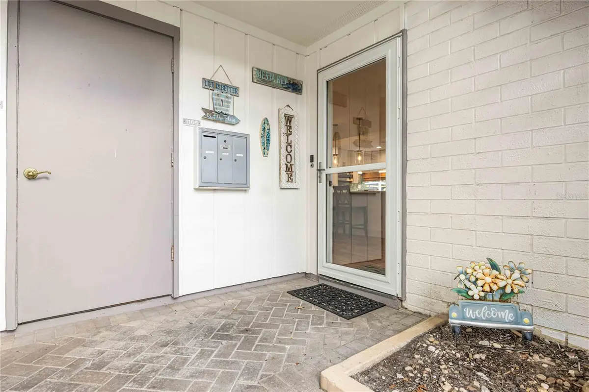 1166 W Peppertree Drive #112D, Sarasota, FL 34242 - Image #1