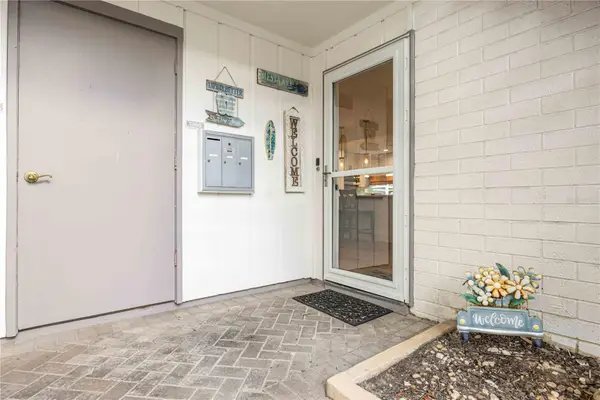 1166 W Peppertree Drive #112D, SARASOTA, FL 34242