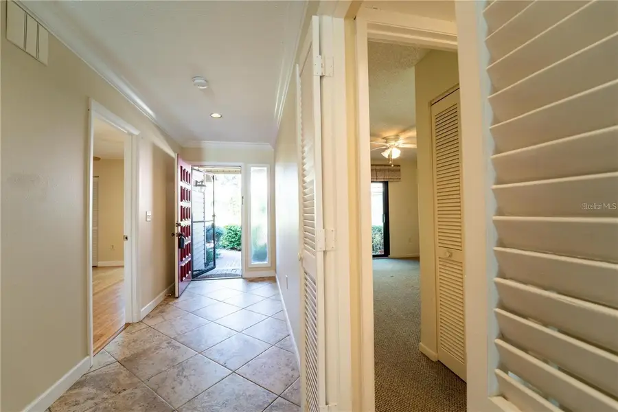 4802 Kestral Park Circle #22, Sarasota, FL 34231 - Image #3