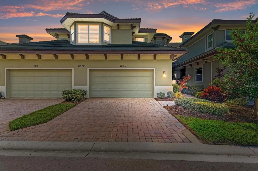 6527 Moorings Point Circle #101, Lakewood Ranch, FL 34202 - Image #2
