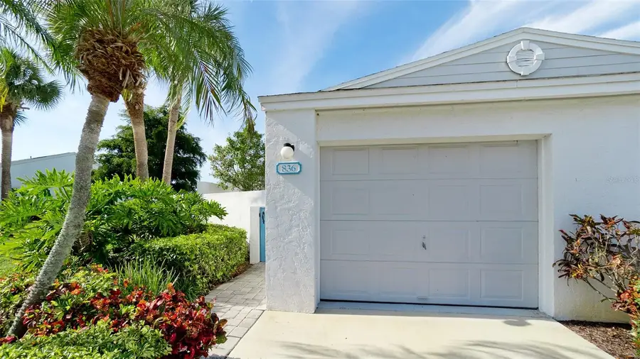 836 Waterside Lane, Bradenton, FL 34209 - Image #3