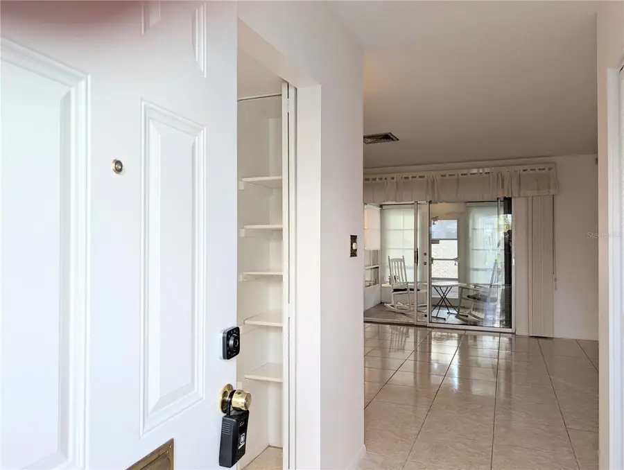 6031 Arlene Way, Bradenton, FL 34207 - Image #3