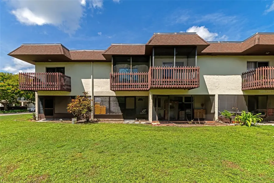 3225 Ramblewood Drive, Sarasota, FL 34237 - Image #3