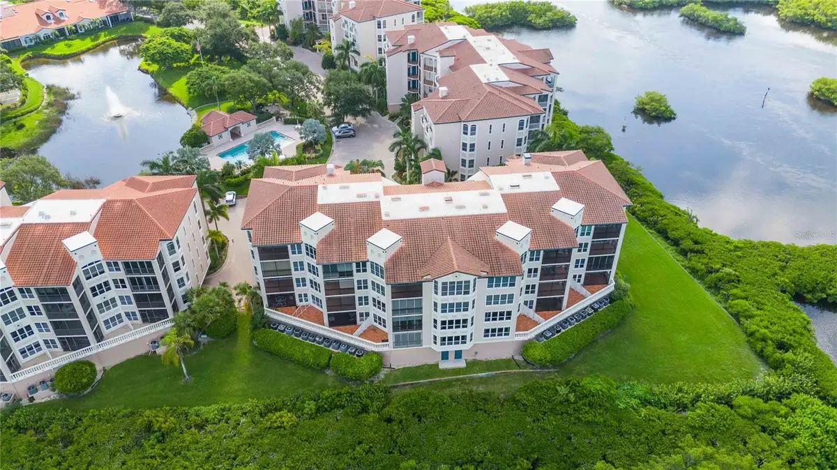 5430 Eagles Point Circle #104, Sarasota, FL 34231 - Image #1