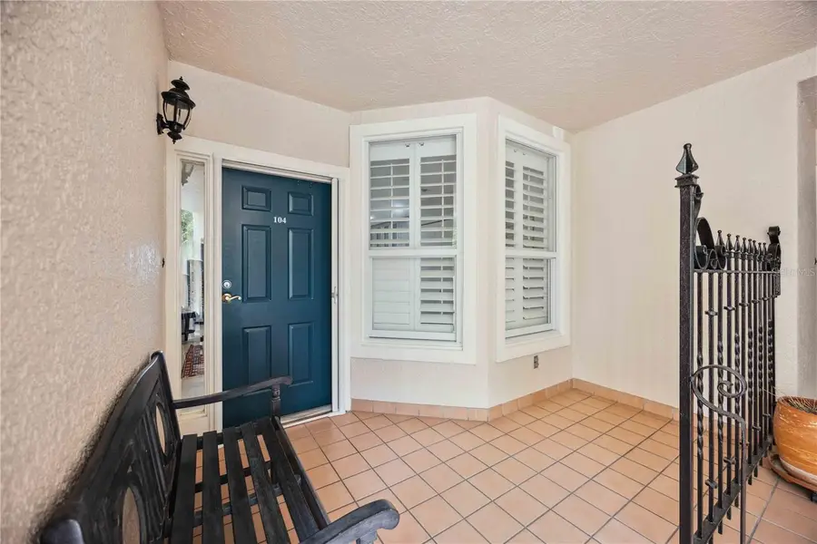 5430 Eagles Point Circle #104, Sarasota, FL 34231 - Image #3