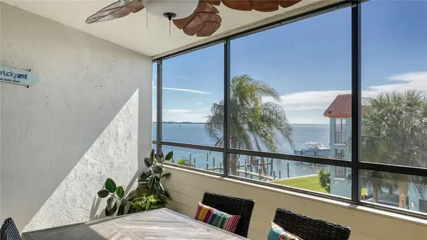 108 9th Street S #E, BRADENTON BEACH, FL 34217