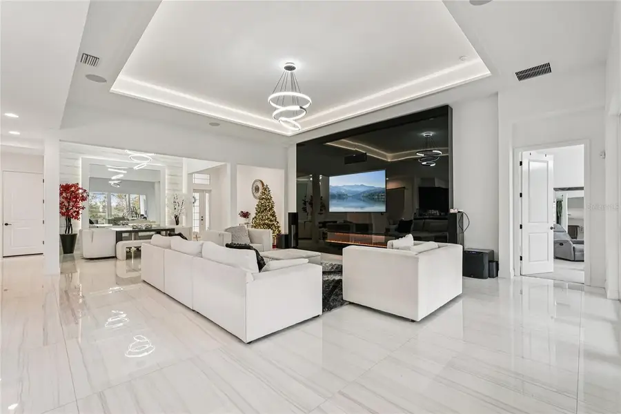 8294 Grande Shores Drive, Sarasota, FL 34240 - Image #3