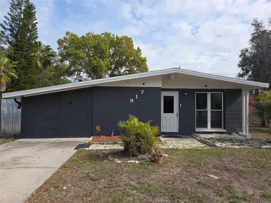 917 27th Street E, Bradenton, FL 34208 - Image #2