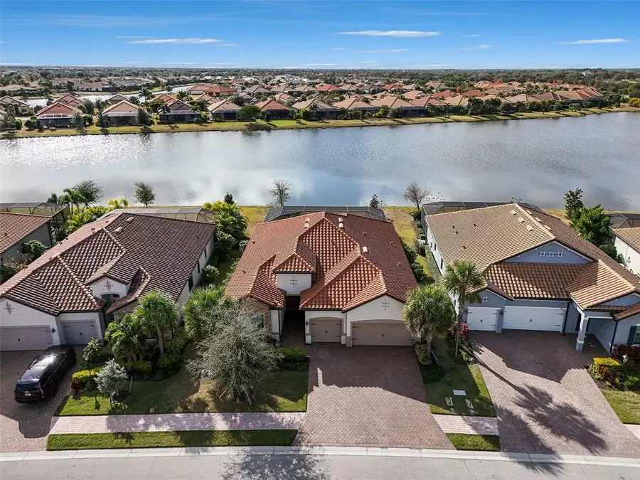 7032 Highgate Lane, Bradenton, FL 34202 - #3