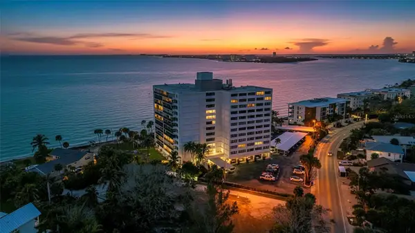 4822 Ocean Boulevard #8D, SIESTA KEY, FL 34242
