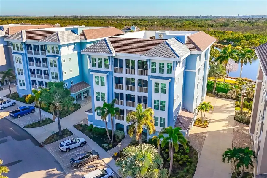 391 Aruba Circle #401, Bradenton, FL 34209 - Image #2