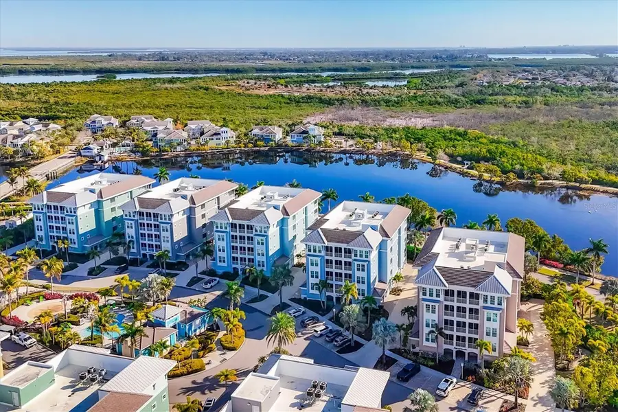 391 Aruba Circle #401, Bradenton, FL 34209 - Image #3