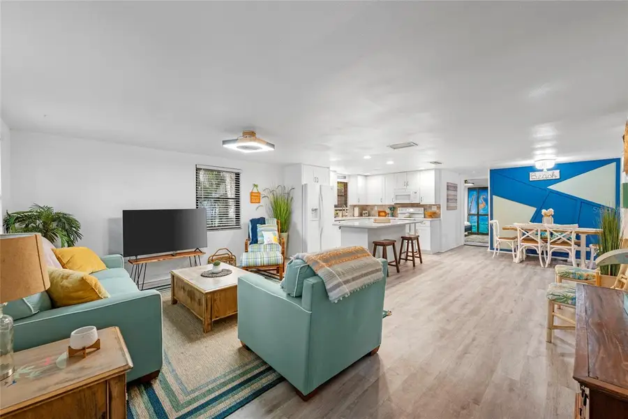 7795 Wright Avenue, Sarasota, FL 34231 - Image #3