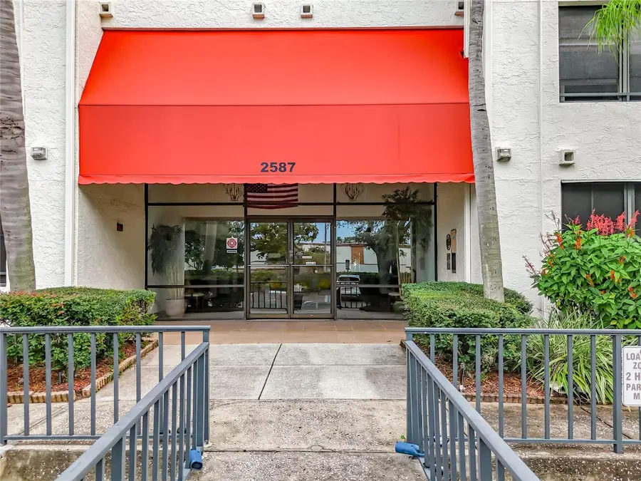 2587 Countryside Boulevard #6111, Clearwater, FL 33761 - #3