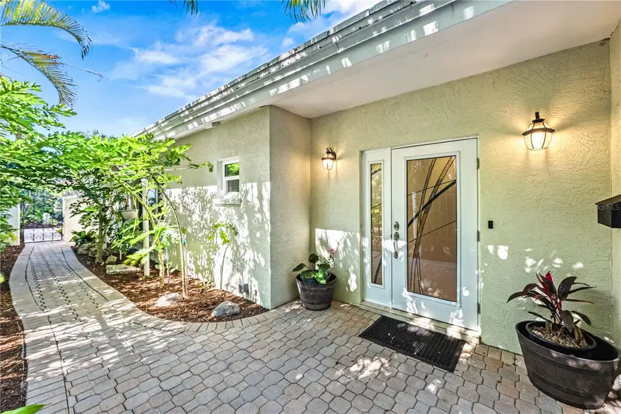 1320 Moonmist Drive #B-11, Sarasota, FL 34242 - Image #3
