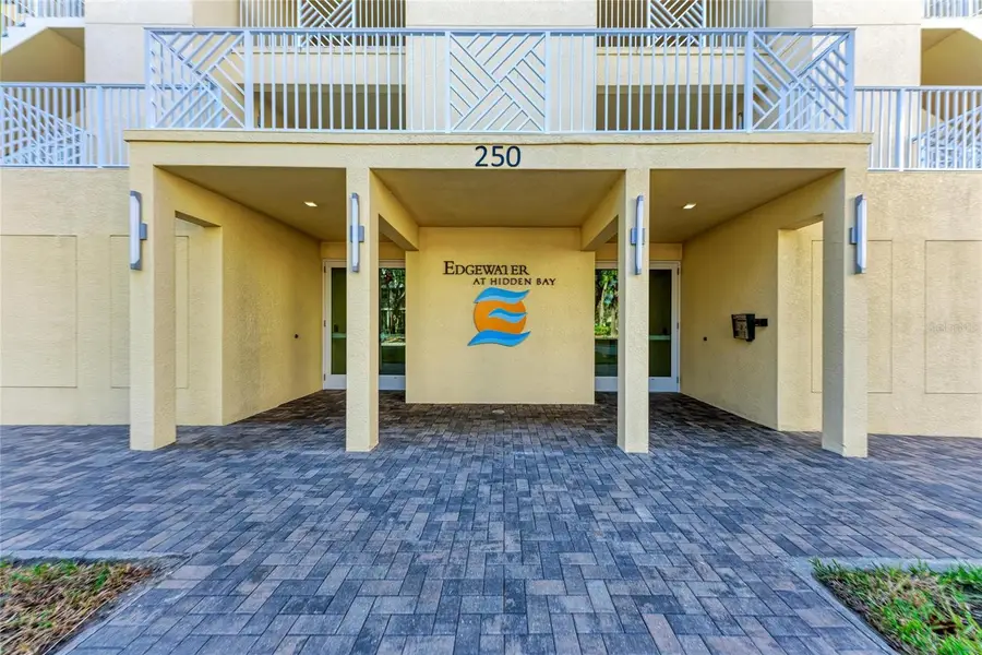 250 Hidden Bay Drive #301, Osprey, FL 34229 - Image #2