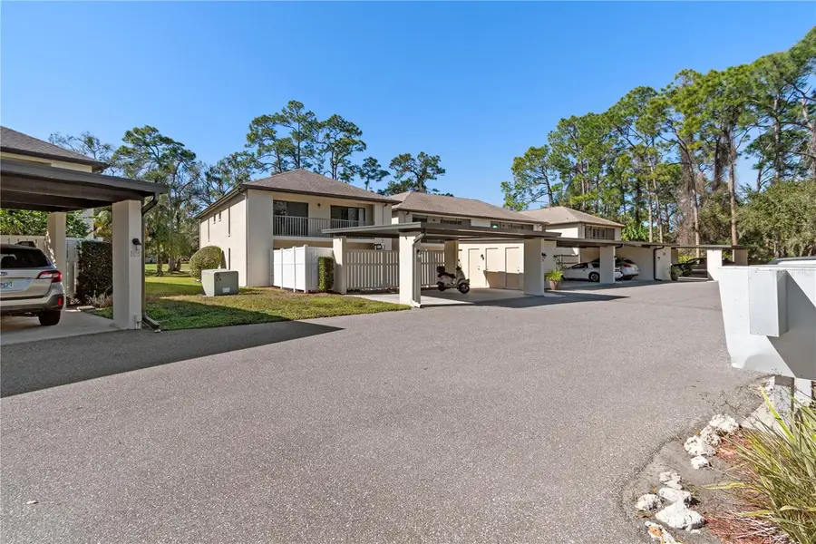 6110 Country Club Way #204, Sarasota, FL 34243 - Image #2