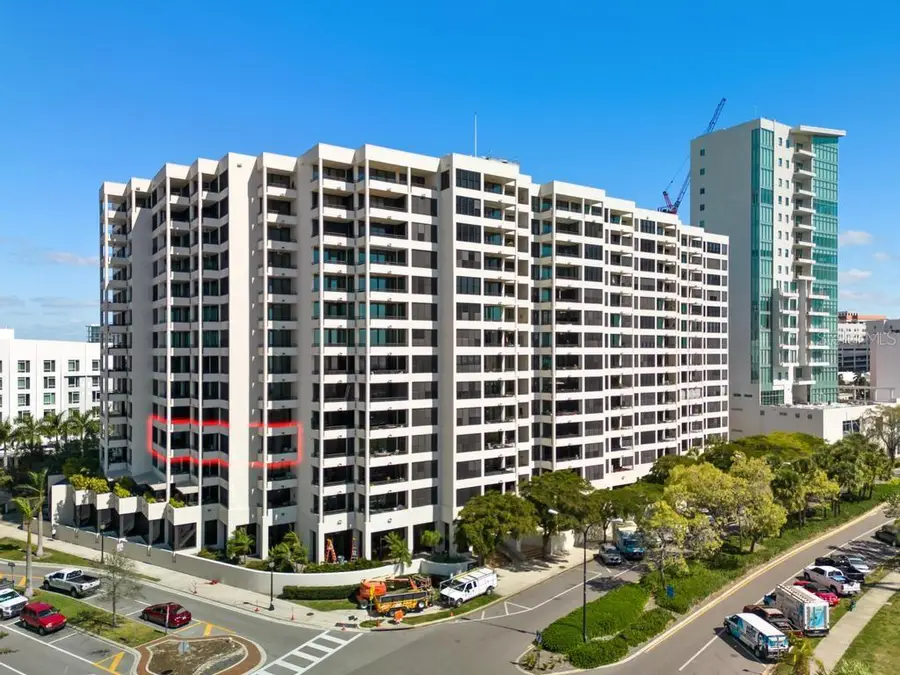1255 N Gulfstream Avenue #402, Sarasota, FL 34236 - Image #2